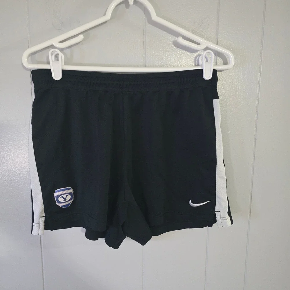 Nike BYU‎ Soccer Shorts Womens Medium Black Dri-FIT Athletic Side Stripe